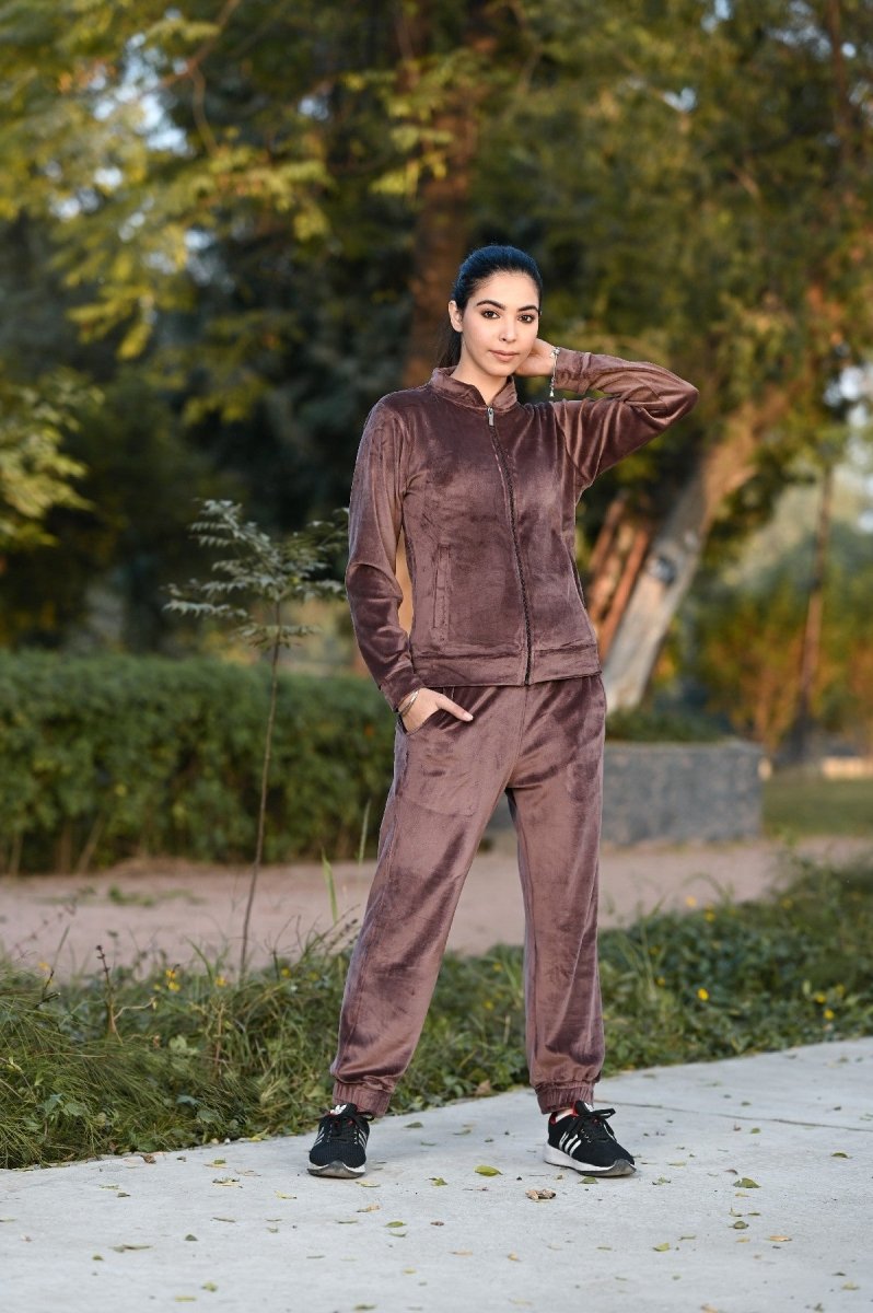 Velvet Collar Tracksuit for women With Zipper (Brown) – Miazi